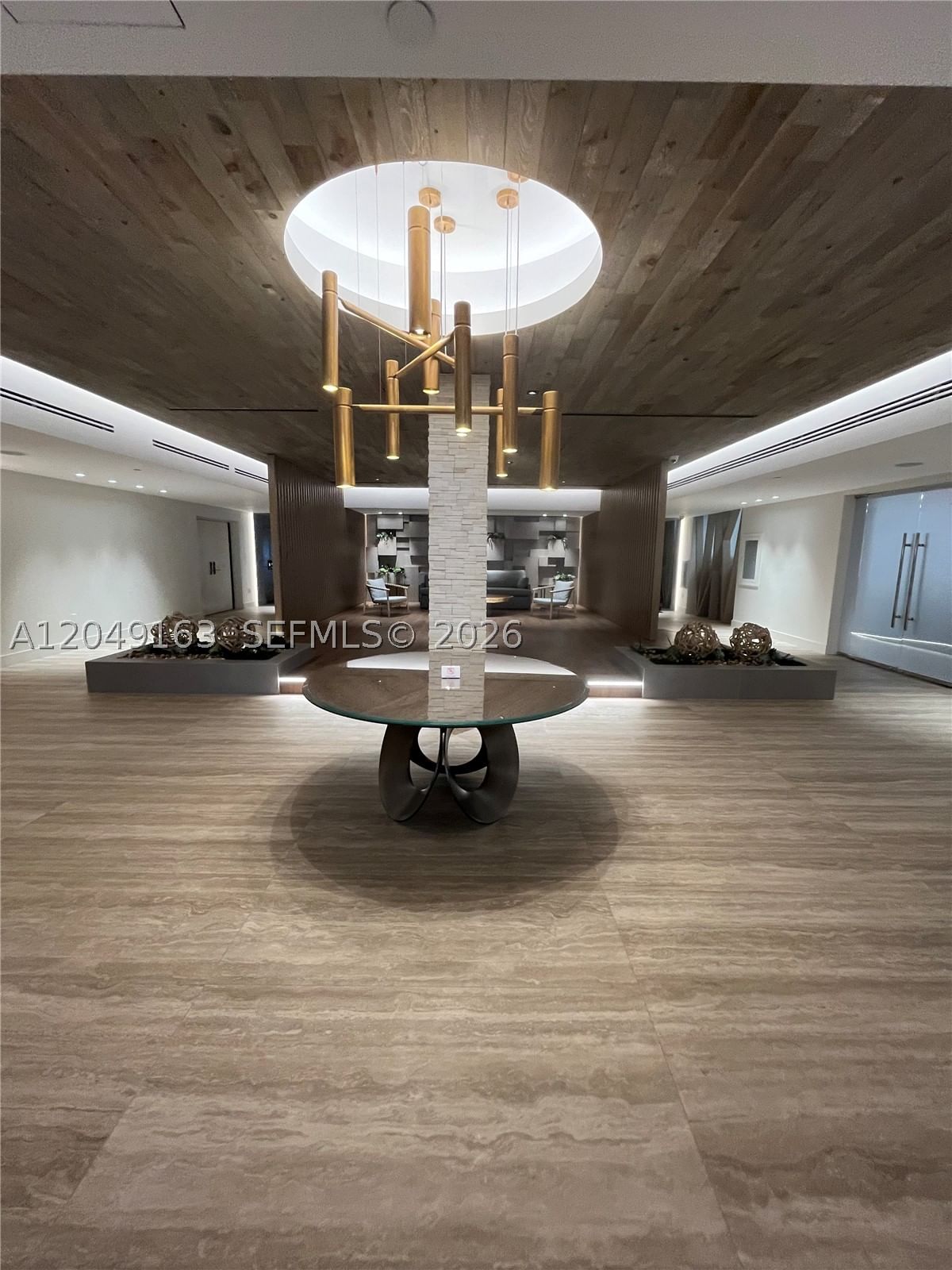 Real estate property located at 2301 Collins Ave #326, Miami-dade, Roney Palace Condo, Miami Beach, FL