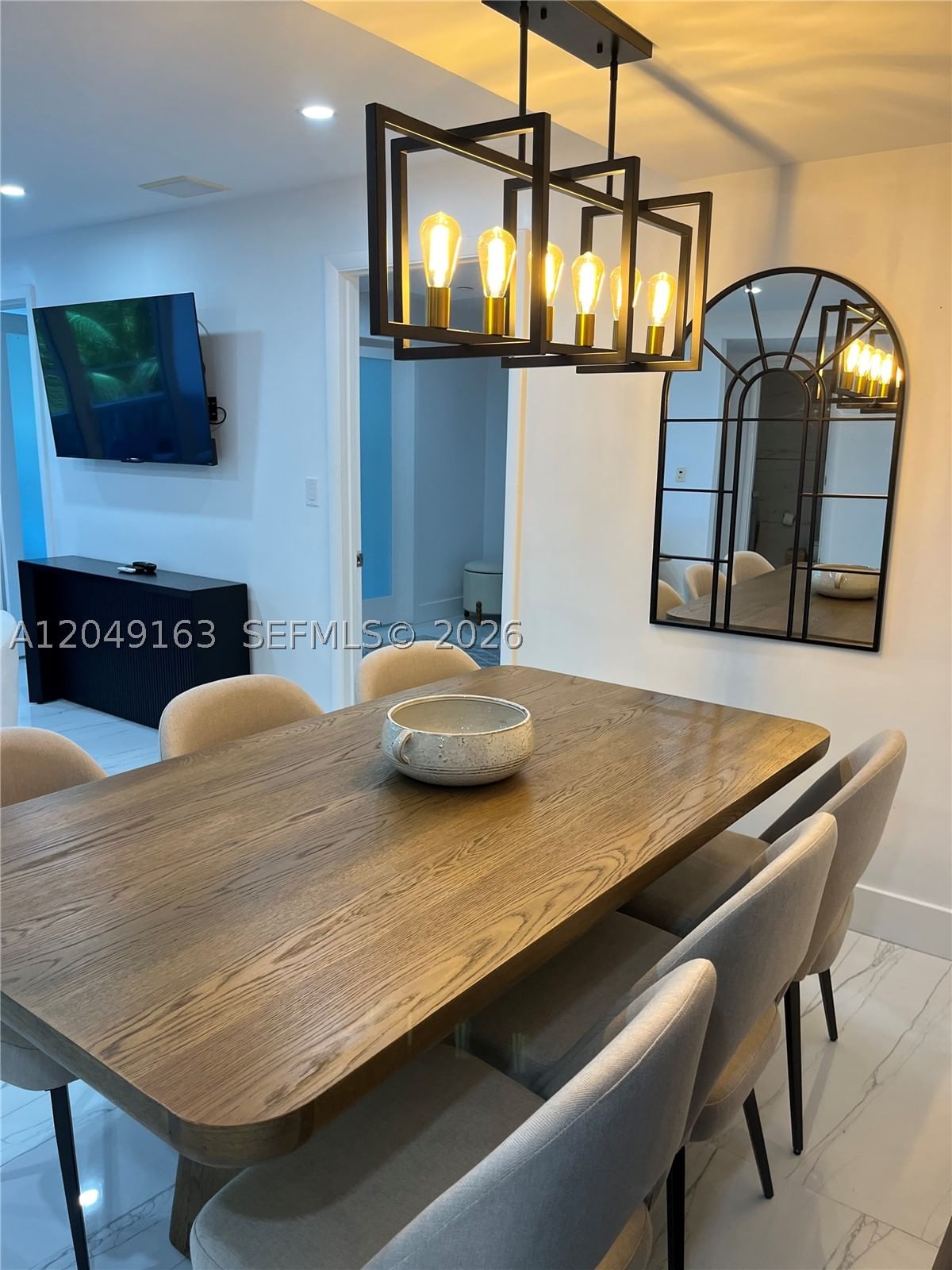 Real estate property located at 2301 Collins Ave #326, Miami-dade, Roney Palace Condo, Miami Beach, FL