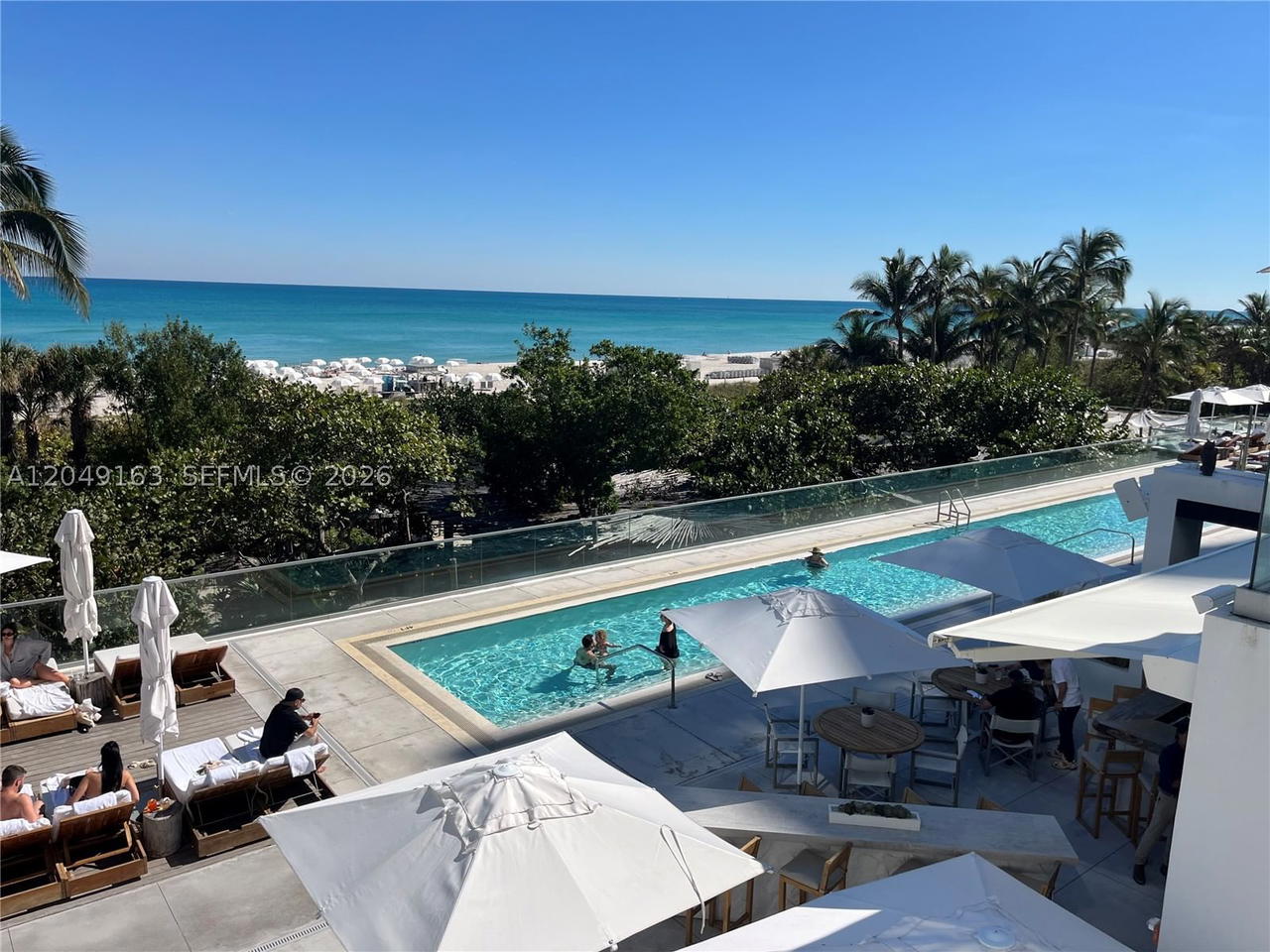 Real estate property located at 2301 Collins Ave #326, Miami-dade, Roney Palace Condo, Miami Beach, FL