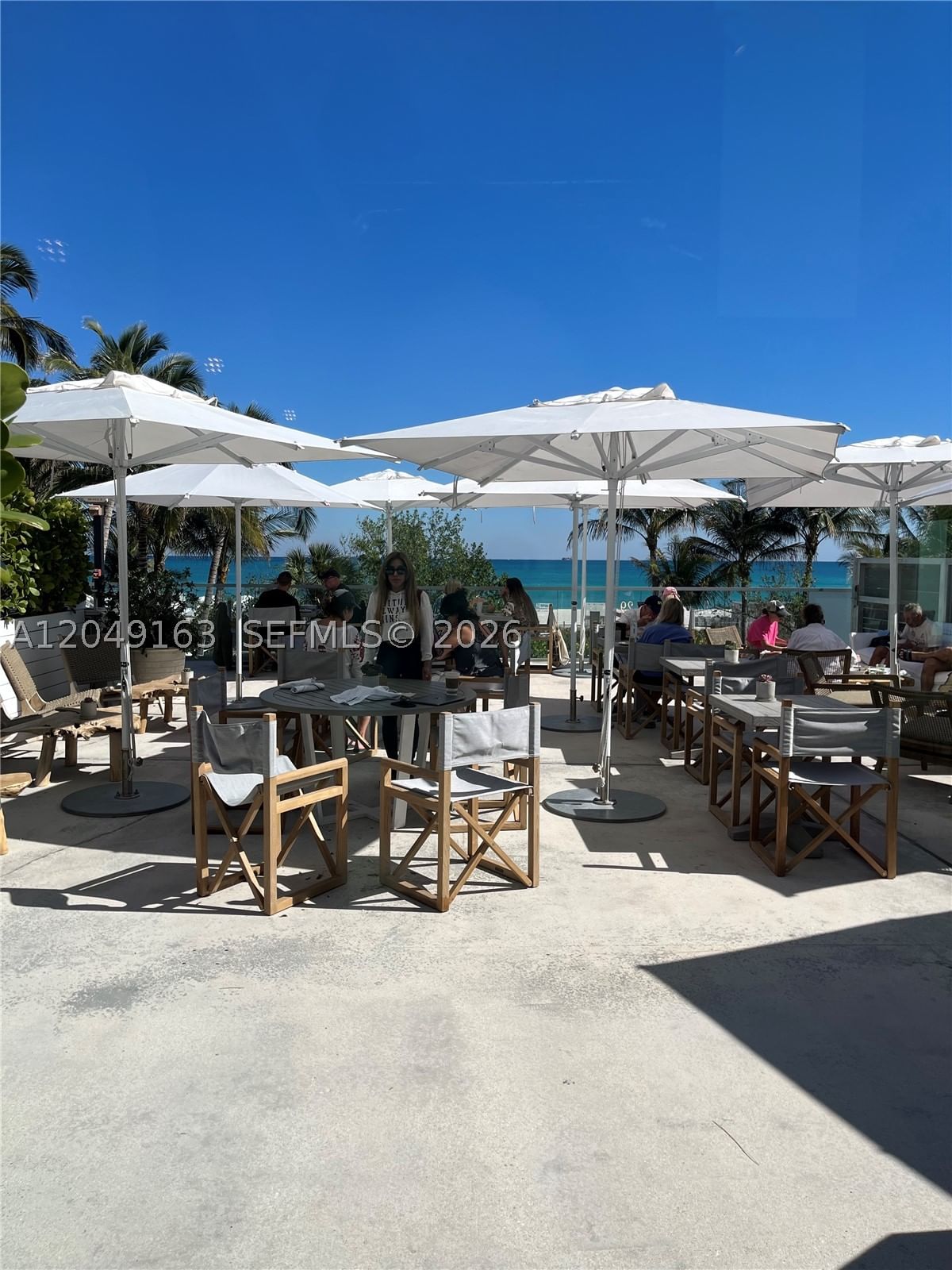Real estate property located at 2301 Collins Ave #326, Miami-dade, Roney Palace Condo, Miami Beach, FL