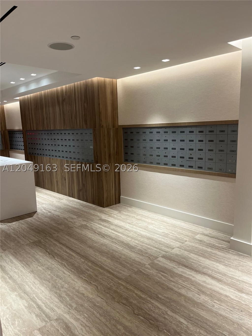 Real estate property located at 2301 Collins Ave #326, Miami-dade, Roney Palace Condo, Miami Beach, FL