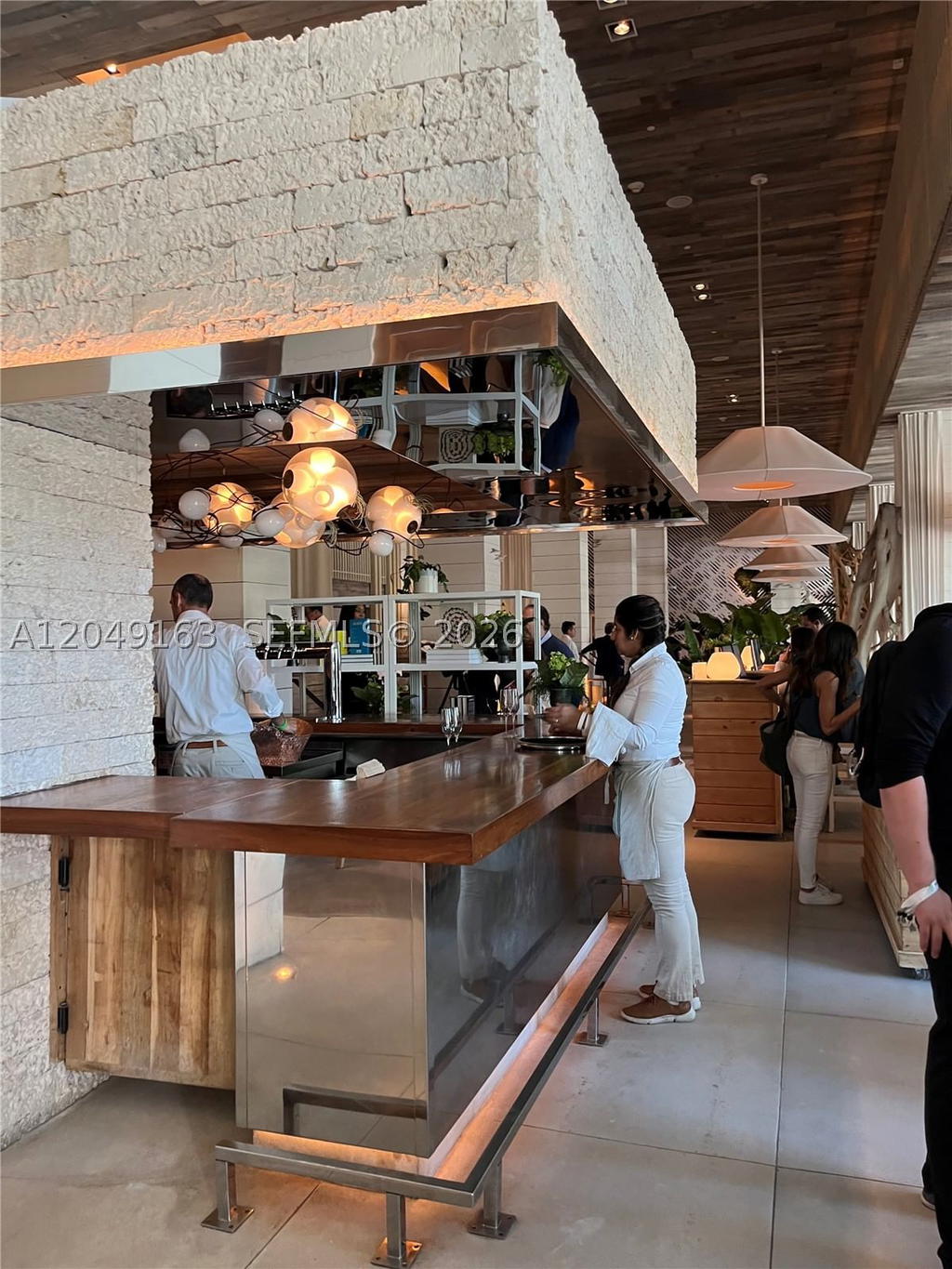 Real estate property located at 2301 Collins Ave #326, Miami-dade, Roney Palace Condo, Miami Beach, FL