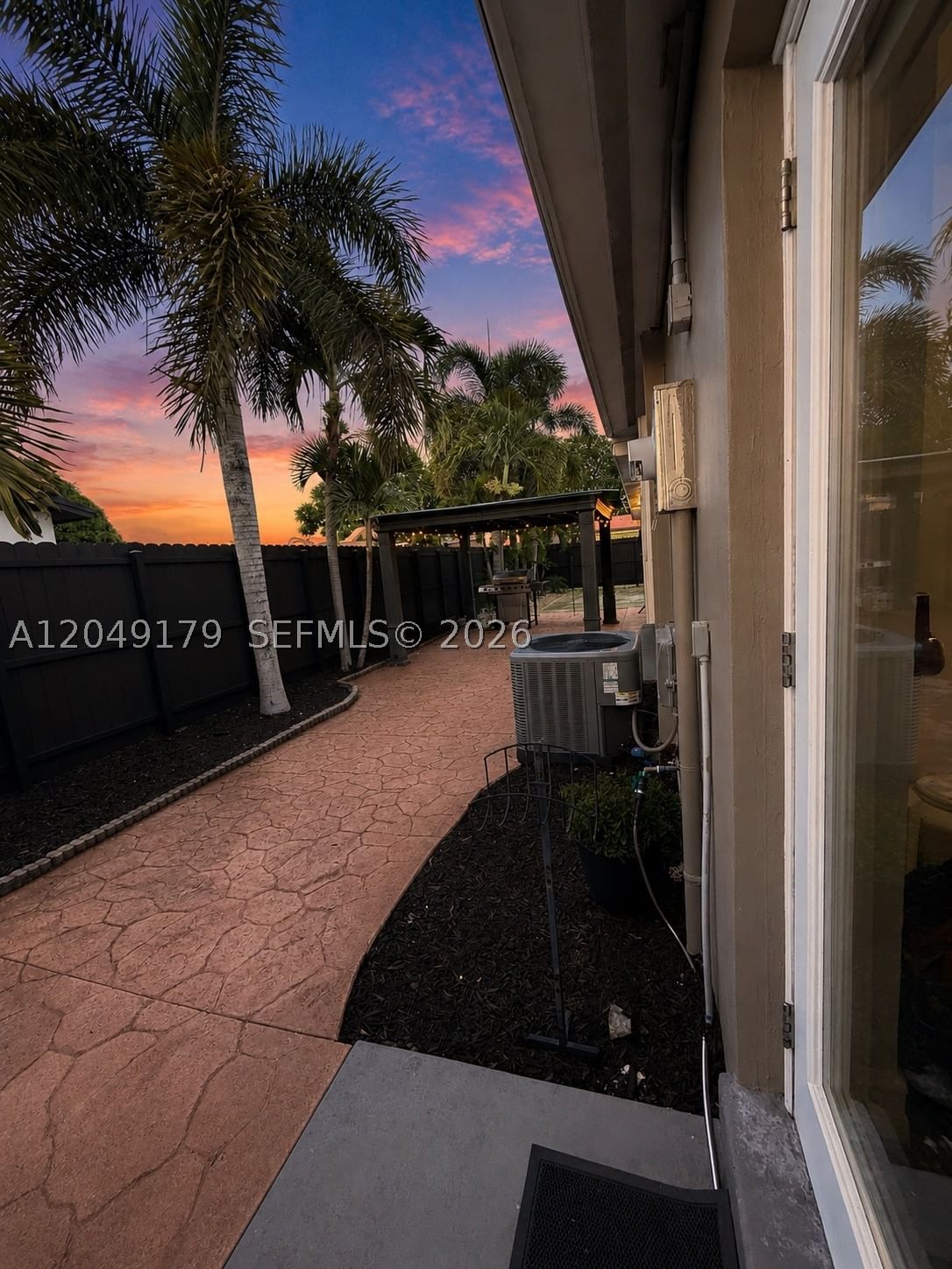 Real estate property located at 20501 44th Ct, Miami-dade, Carol City Gardens 2nd Ad, Miami Gardens, FL