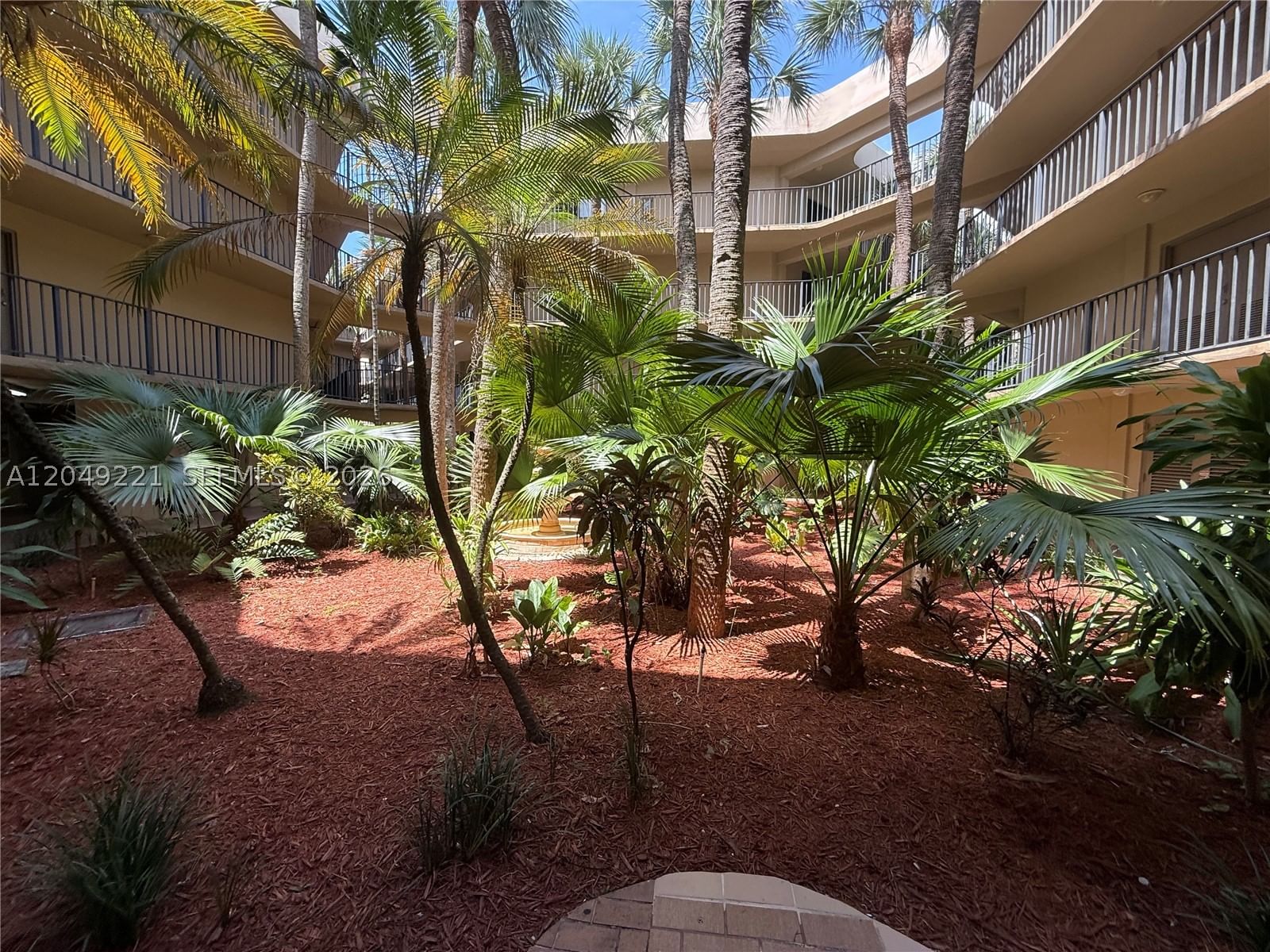Real estate property located at 8625 8th St #420, Miami-dade, Fox Chase Condo #2, Miami, FL