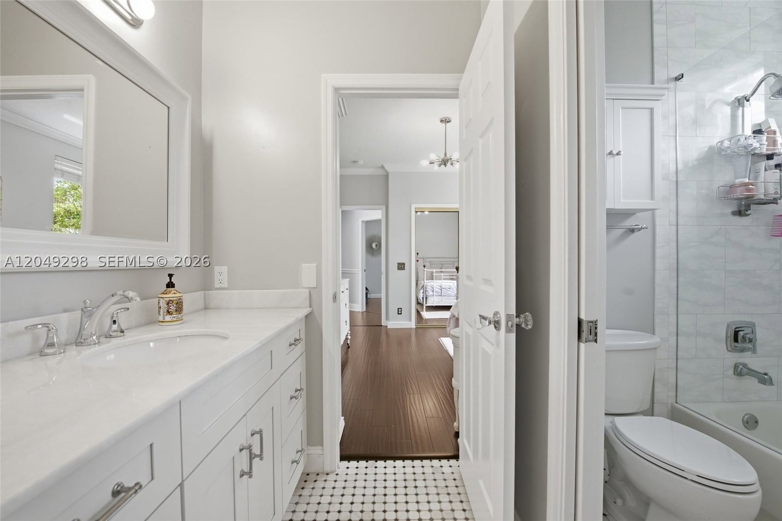 Real estate property located at 2542 Eagle Run Dr, Broward, Weston Hills, Weston, FL