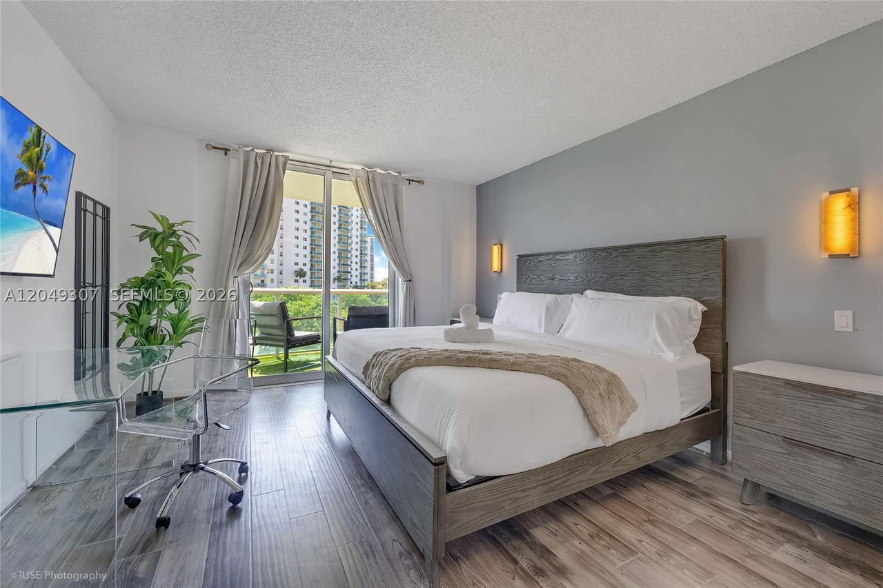 Real estate property located at , Miami-dade, Ocean Reserve Condo, Sunny Isles Beach, FL