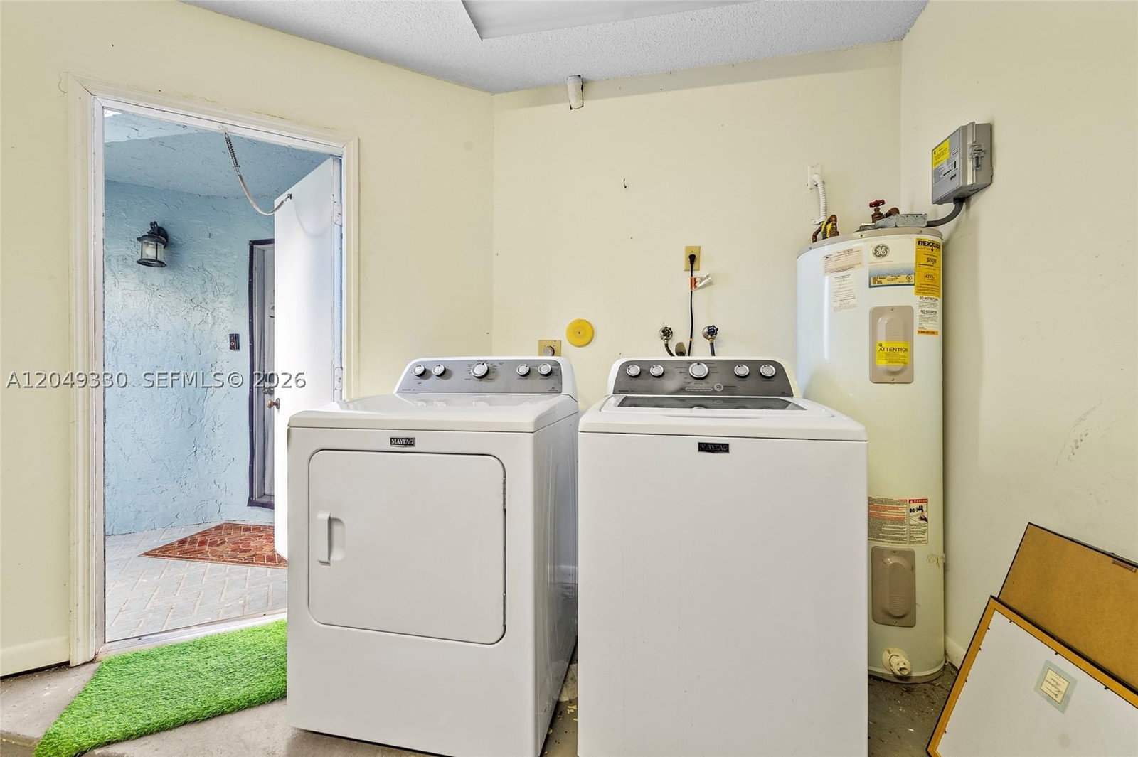 Real estate property located at 8220 Waterford Ln, Broward, Woodmont Tract 48, Tamarac, FL