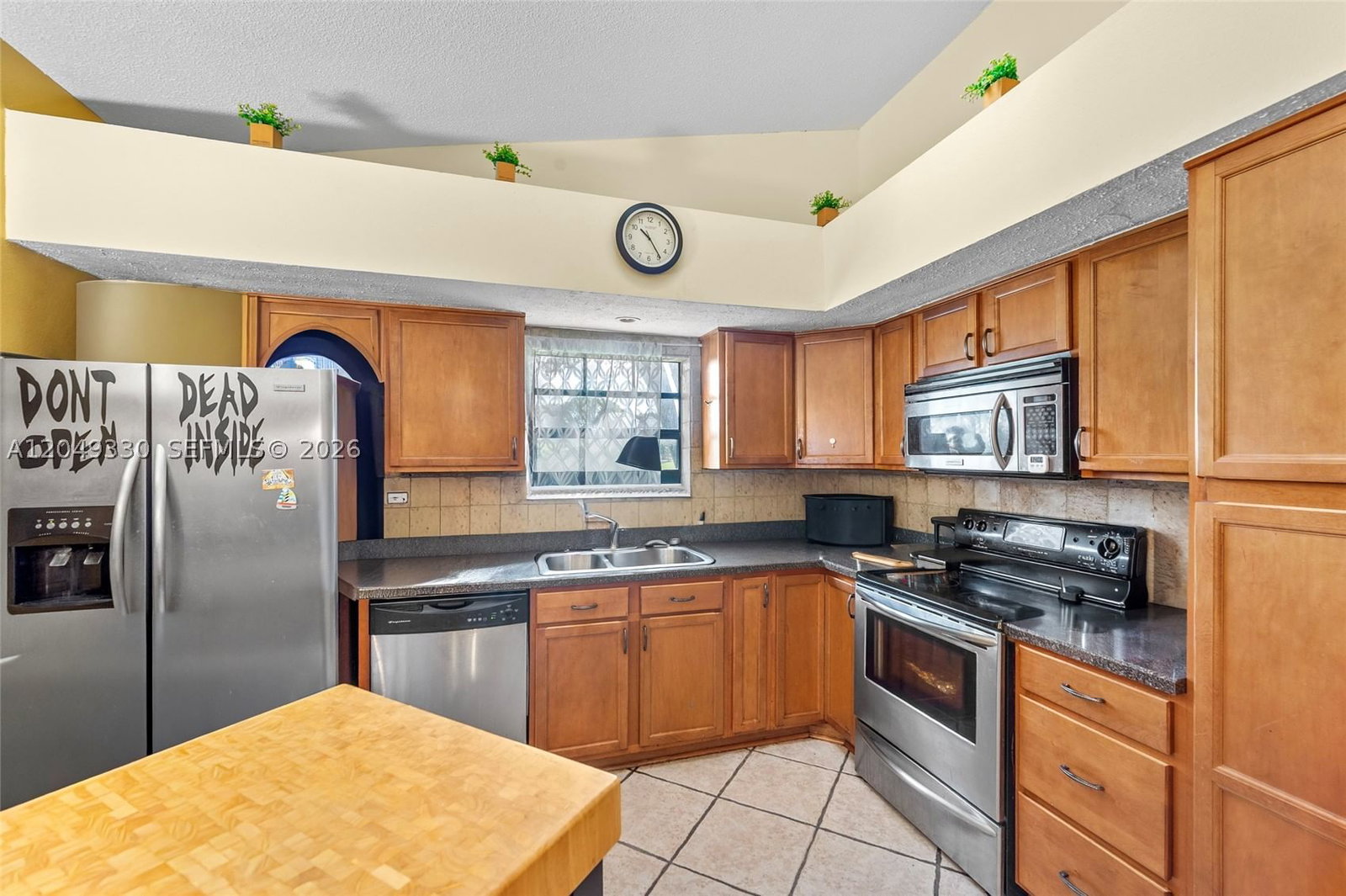 Real estate property located at 8220 Waterford Ln, Broward, Woodmont Tract 48, Tamarac, FL