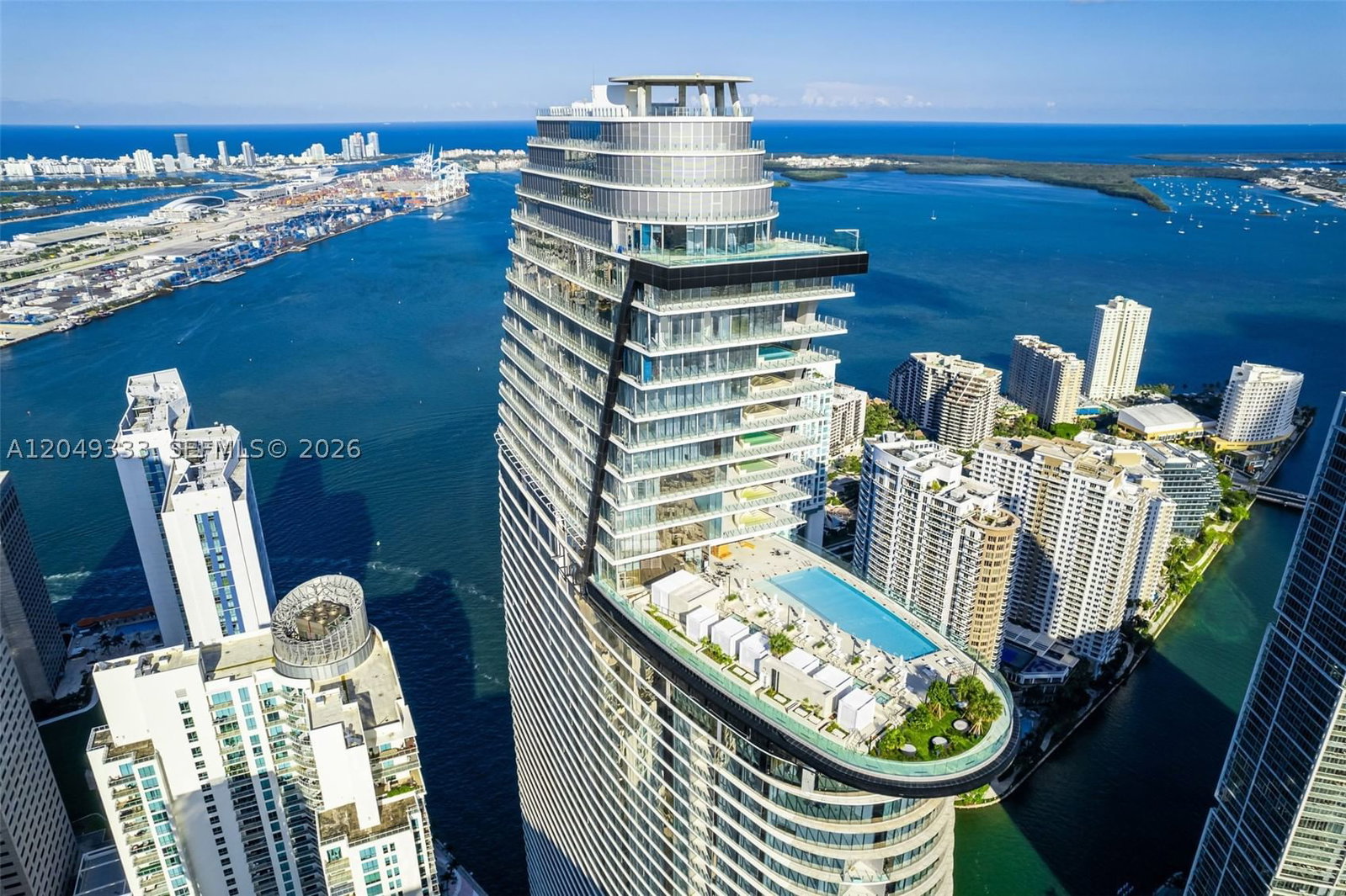 Real estate property located at 300 Biscayne Boulevard Way #3009W, Miami-dade, 300 Biscayne Blvd Way Cond, Miami, FL