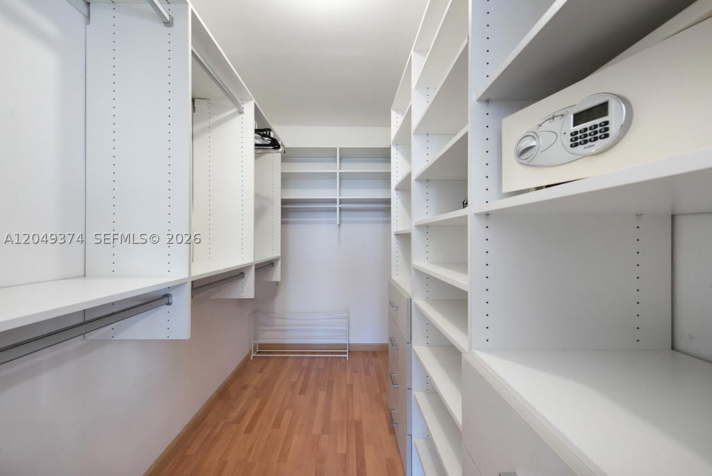 Real estate property located at 800 West Ave #631, Miami-dade, South Bay Club Condo, Miami Beach, FL