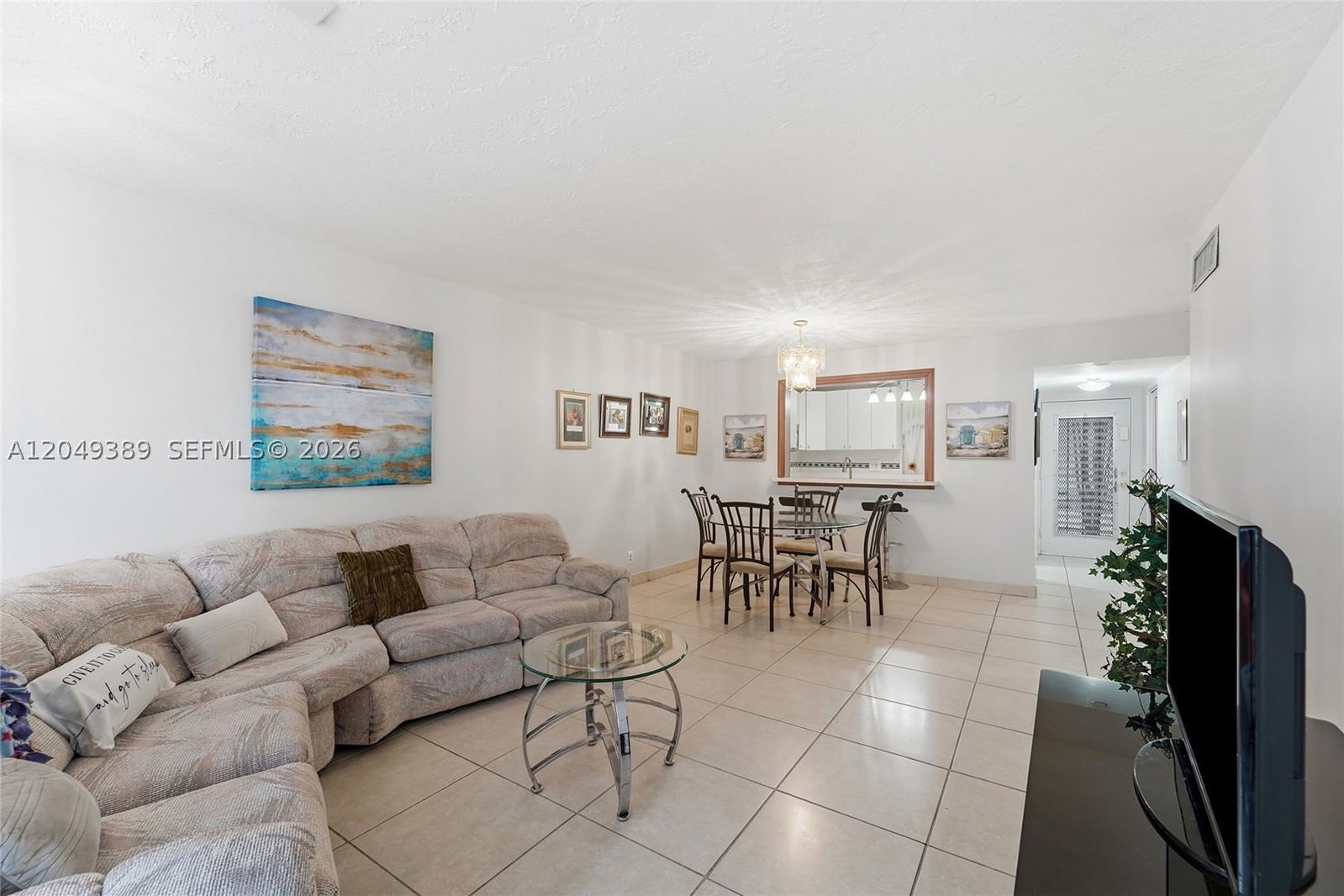 Real estate property located at 2871 Somerset Dr #103, Broward, Somerset No Eight Condo, Lauderdale Lakes, FL