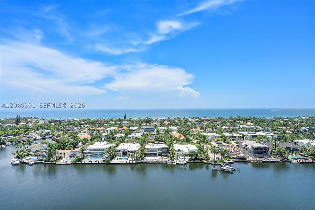 Real estate property located at 20515 Country Club Dr #2044, Miami-dade, Waterview Condo, Aventura, FL