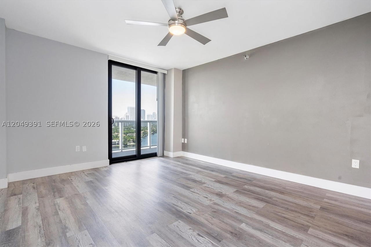 Real estate property located at 20515 Country Club Dr #2044, Miami-dade, Waterview Condo, Aventura, FL