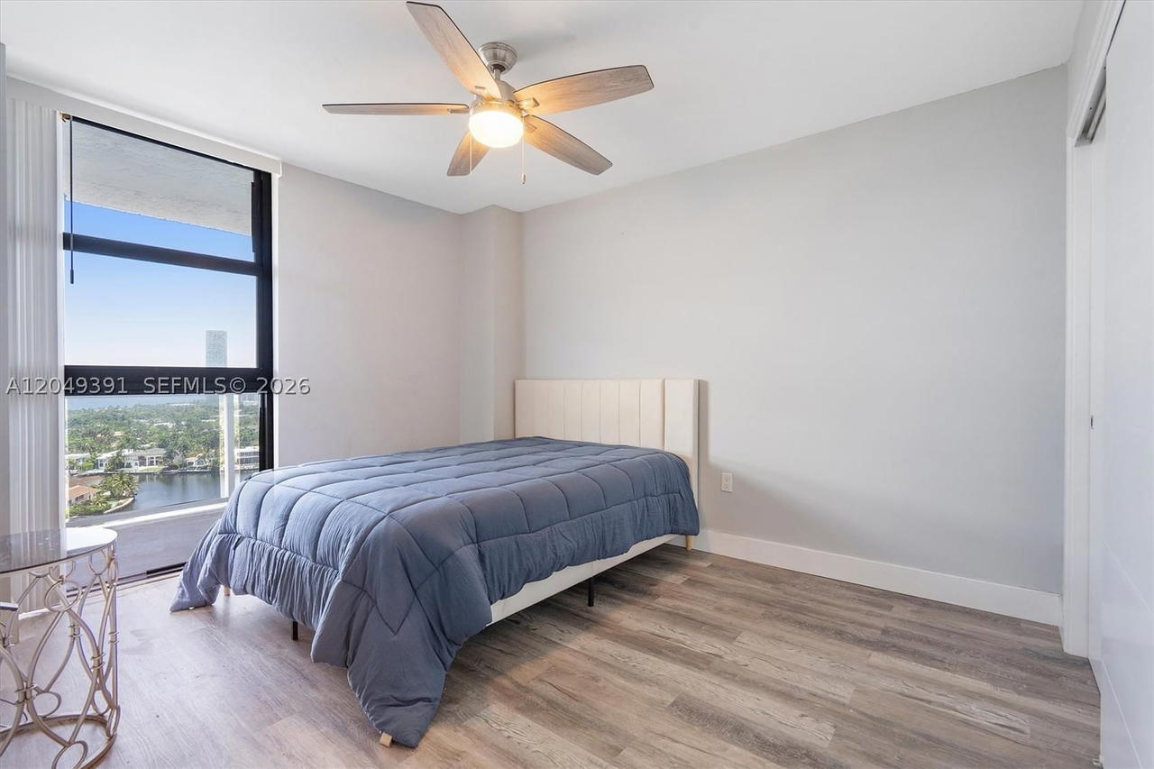 Real estate property located at 20515 Country Club Dr #2044, Miami-dade, Waterview Condo, Aventura, FL