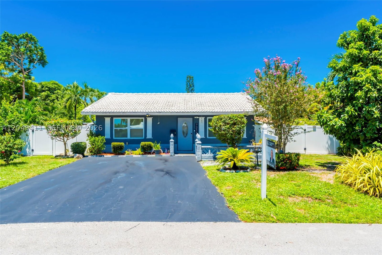 Real estate property located at 7211 76th St, Broward, Vanguard Village In The, Tamarac, FL
