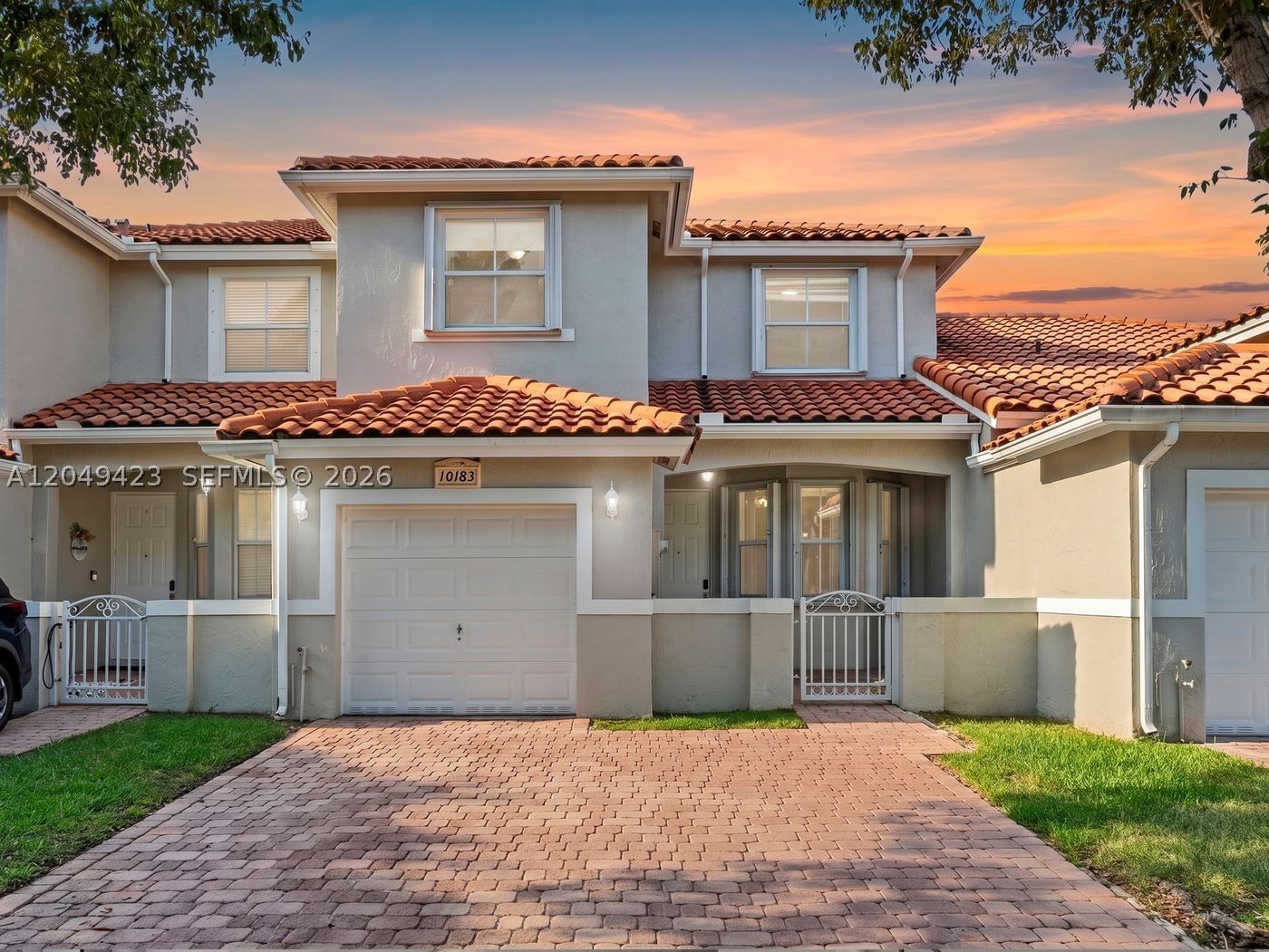 Real estate property located at 10183 43rd Ter, Miami-dade, Doral Chase, Doral, FL