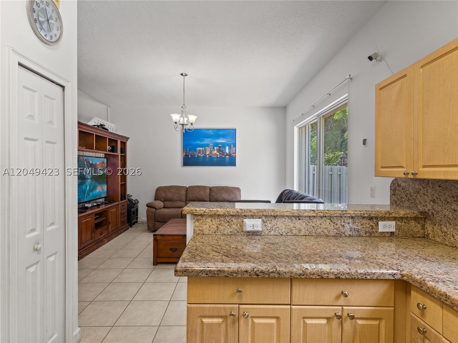 Real estate property located at 10183 43rd Ter, Miami-dade, Doral Chase, Doral, FL