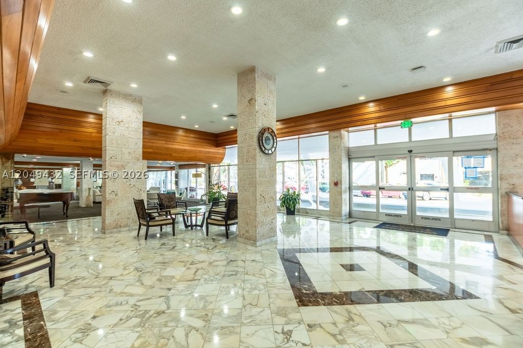 Real estate property located at 301 174th St L05, Miami-dade, Winston Towers 500 Condo, Sunny Isles Beach, FL