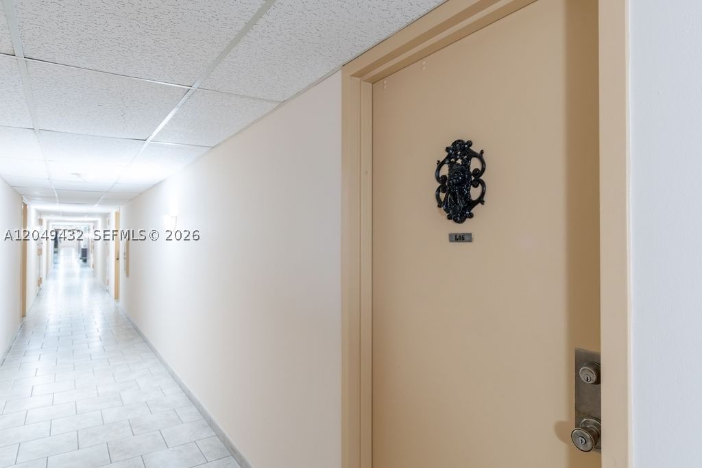 Real estate property located at 301 174th St L05, Miami-dade, Winston Towers 500 Condo, Sunny Isles Beach, FL