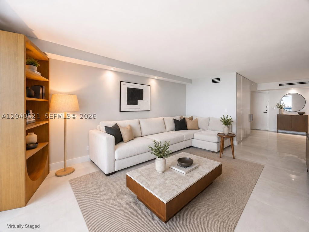 Real estate property located at 2333 Brickell Ave #1909, Miami-dade, Brickell Bay Club Condo, Miami, FL