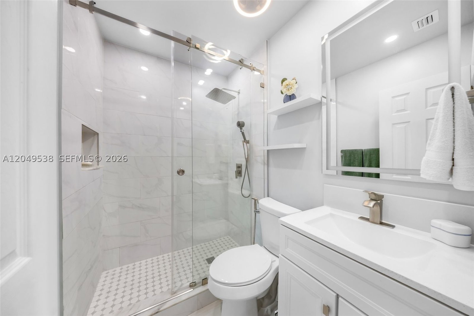 Real estate property located at 490 33rd Pl, Miami-dade, Westhaven Park, Hialeah, FL