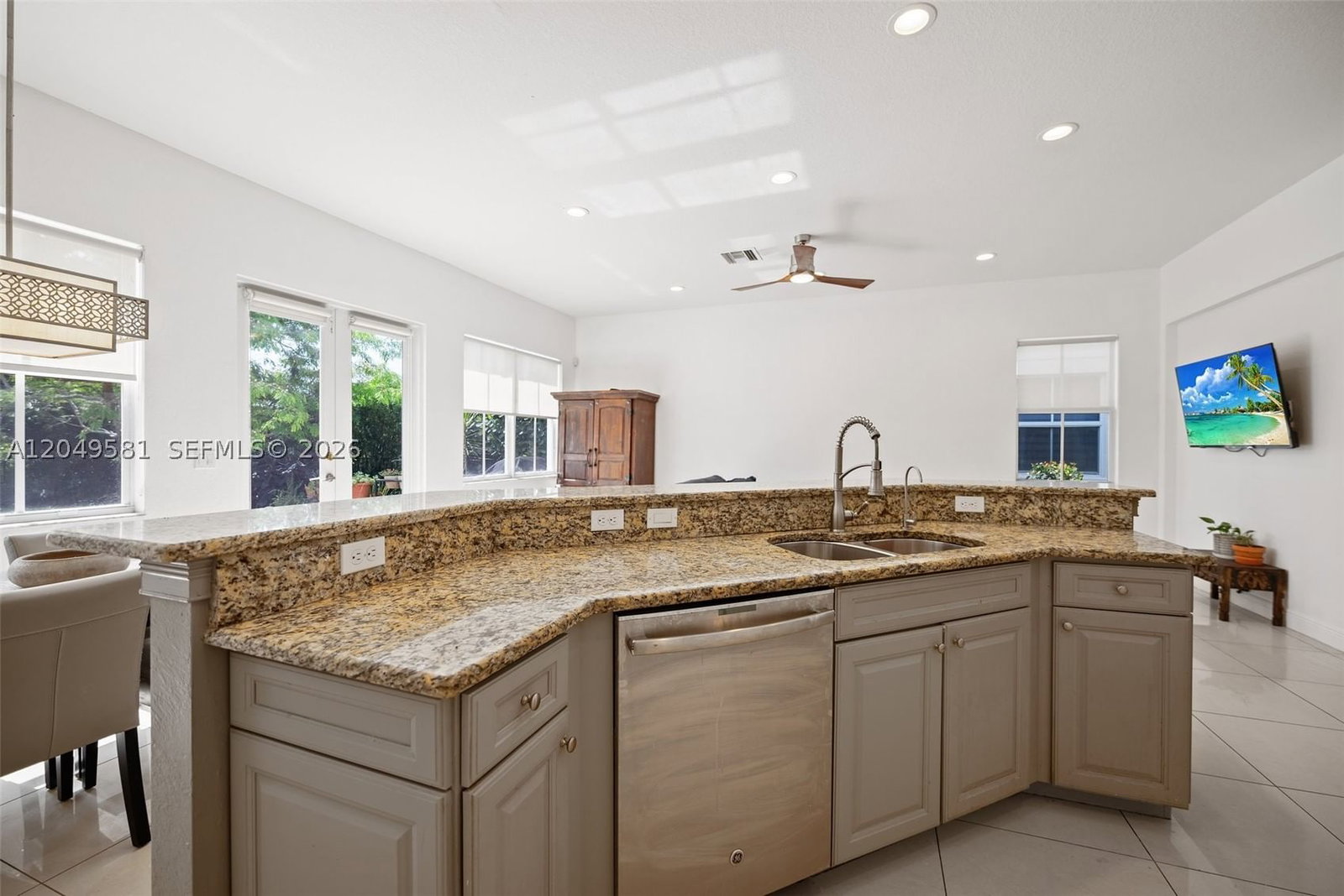 Real estate property located at 8530 Miralago Way, Broward, Debuys Plat, Parkland, FL