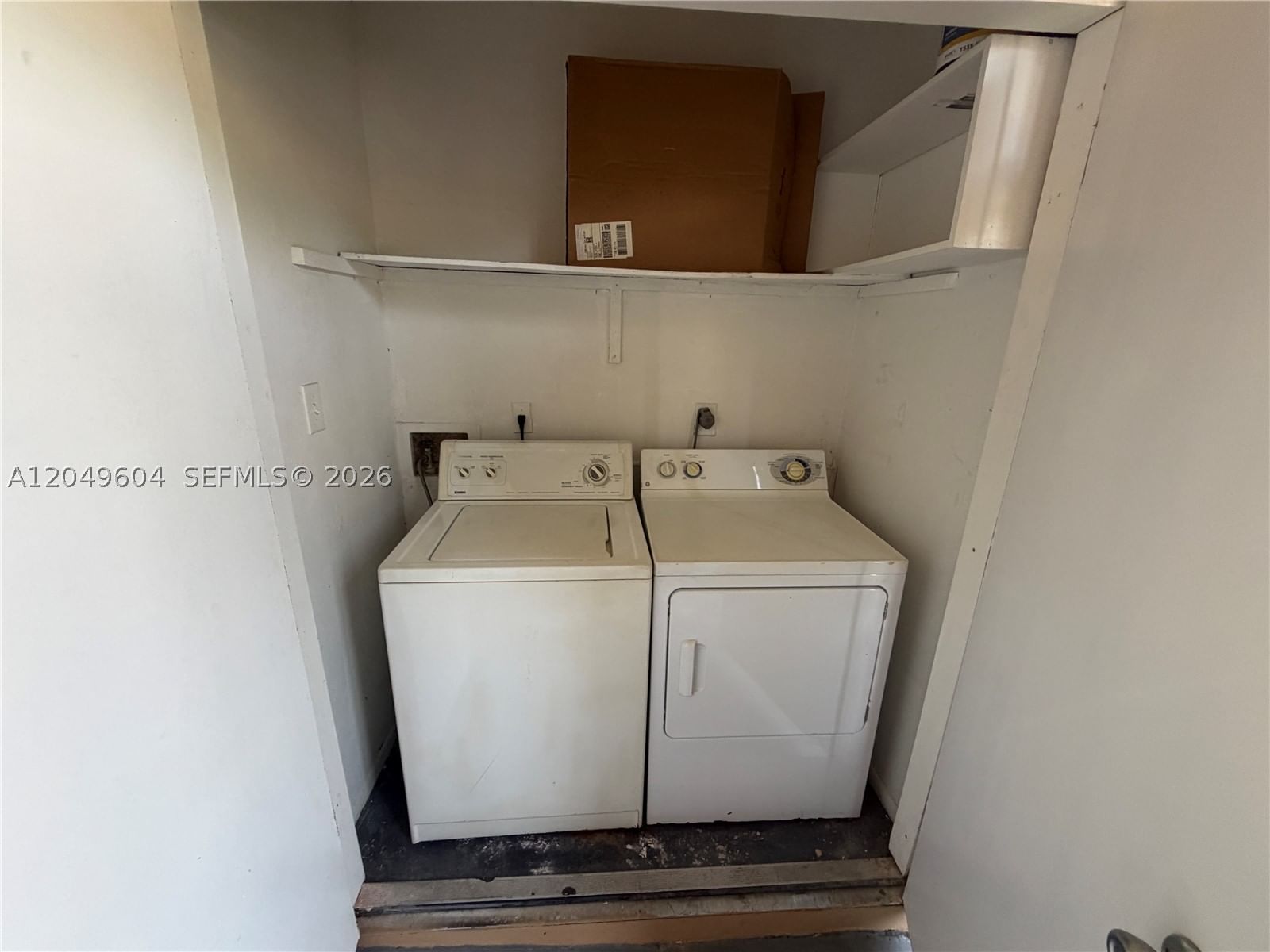 Real estate property located at 15560 104th TER #611, Miami-dade, Biscayne Beach Club Condo, Miami, FL