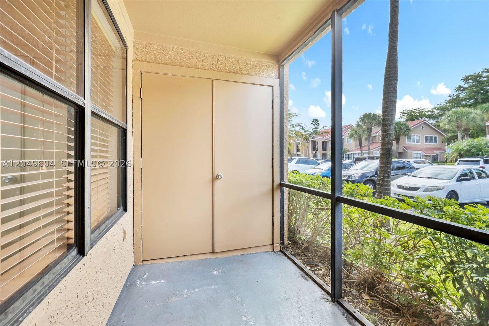 Real estate property located at 15560 104th TER #611, Miami-dade, Biscayne Beach Club Condo, Miami, FL