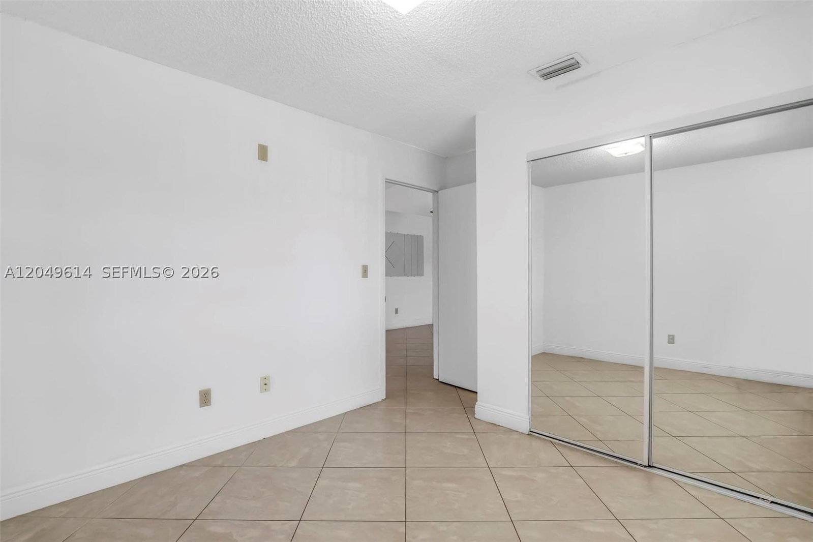 Real estate property located at 8871 114th St, Miami-dade, Biltmore Estates 1st Addn, Hialeah Gardens, FL