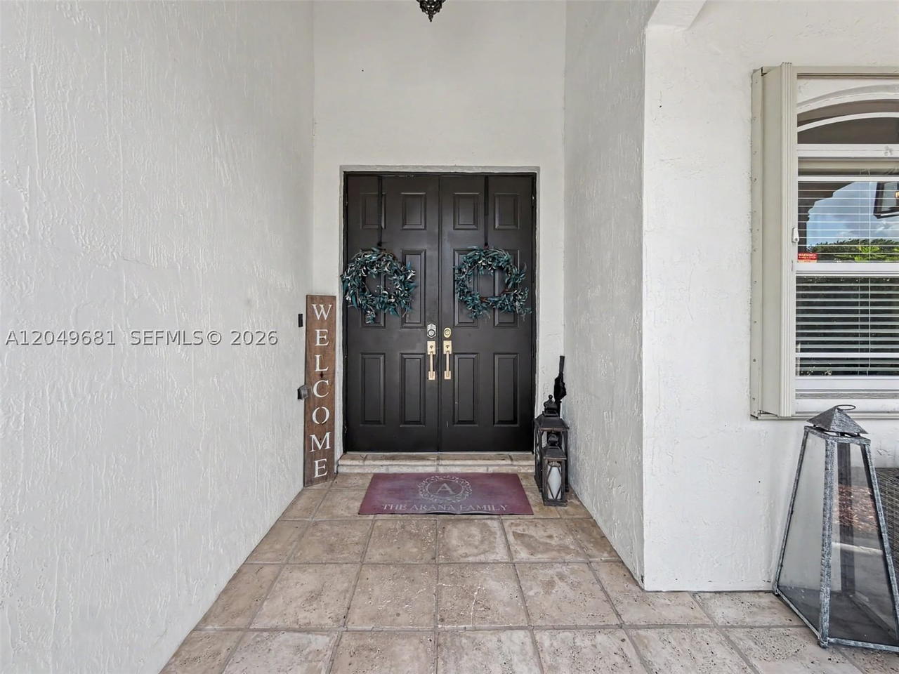Real estate property located at 16519 67th Ter, Miami-dade, Crestview Lakes 1st Addn, Miami, FL