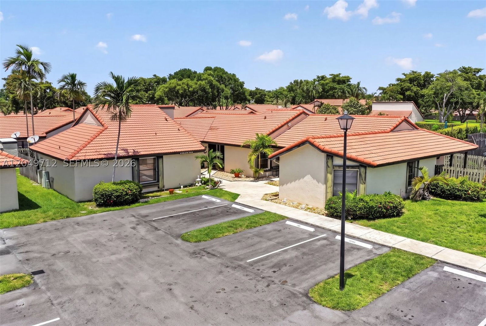 Real estate property located at 15065 49th Ln F, Miami-dade, Lakes Meadow Vilg Homes, Miami, FL