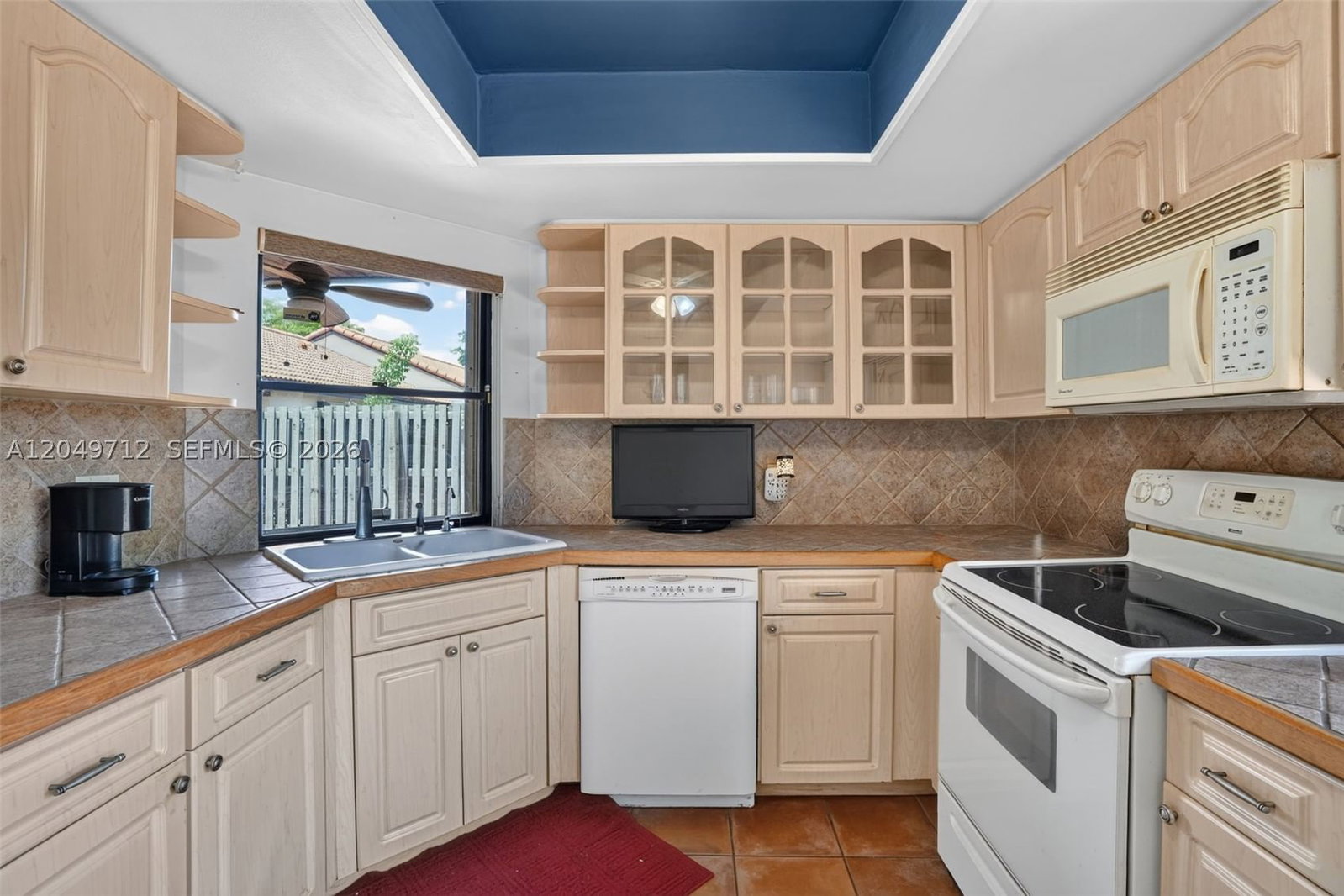 Real estate property located at 15065 49th Ln F, Miami-dade, Lakes Meadow Vilg Homes, Miami, FL