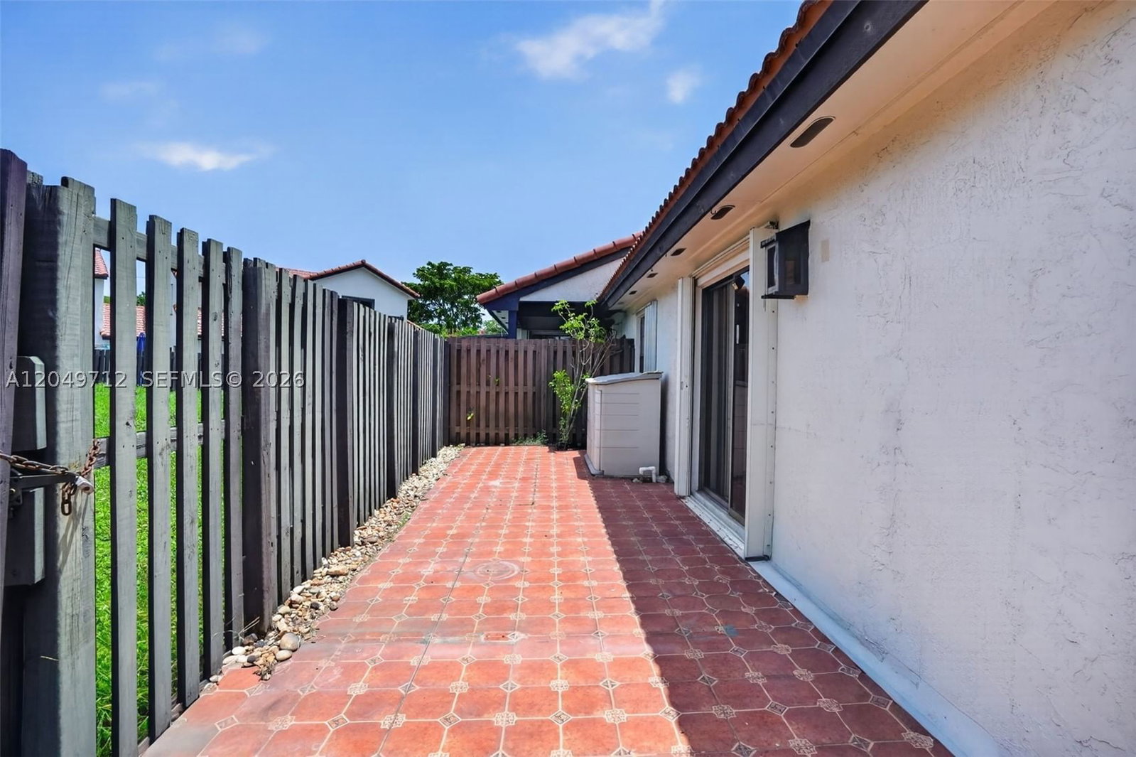 Real estate property located at 15065 49th Ln F, Miami-dade, Lakes Meadow Vilg Homes, Miami, FL