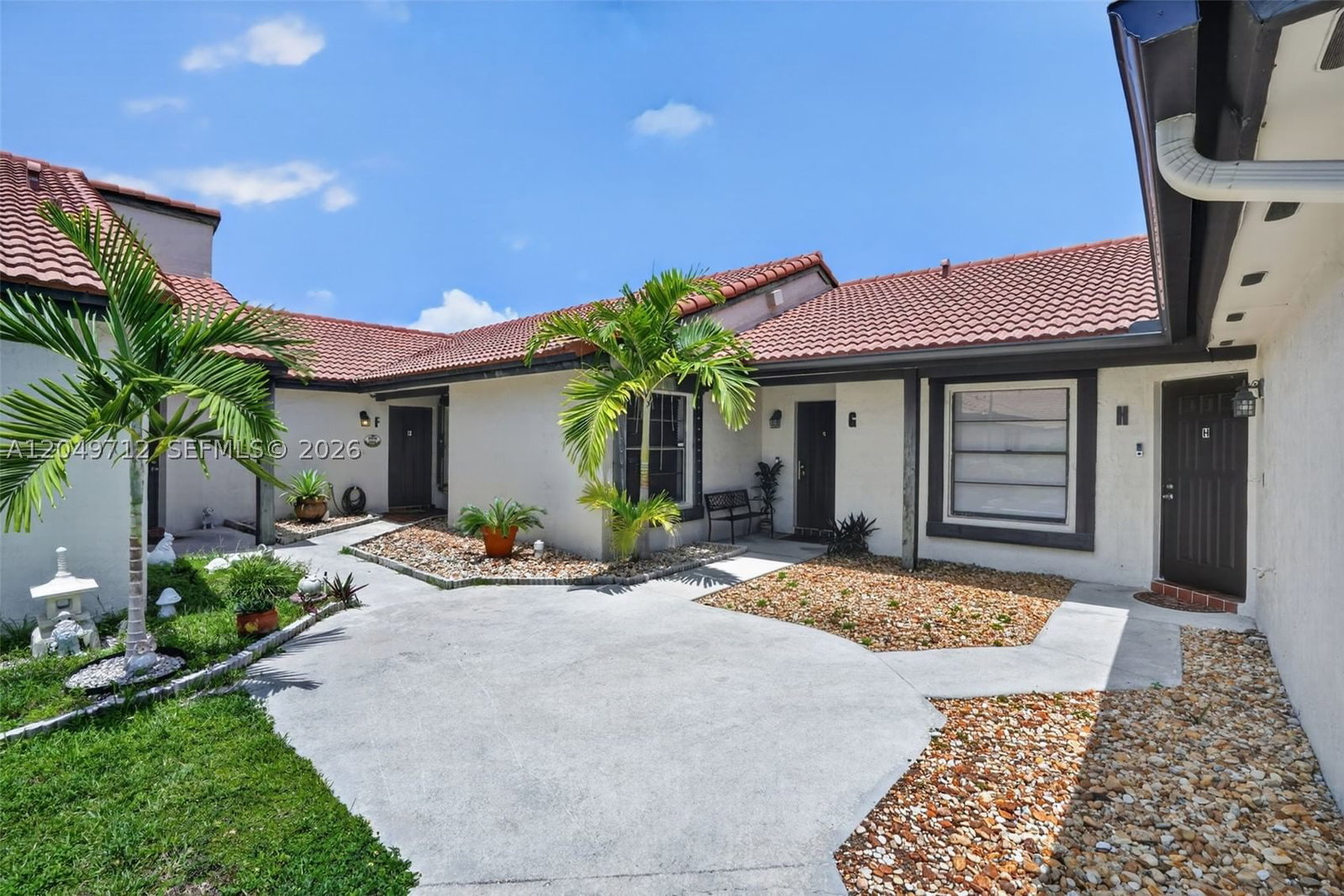 Real estate property located at 15065 49th Ln F, Miami-dade, Lakes Meadow Vilg Homes, Miami, FL