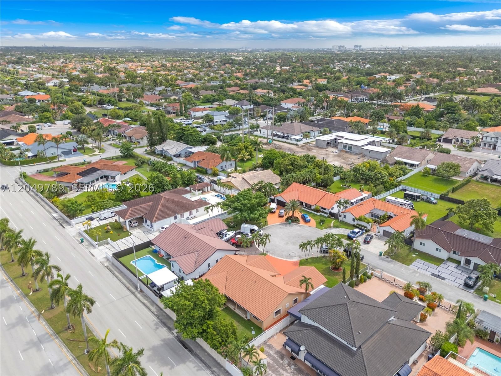 Real estate property located at 3730 136th Ct, Miami-dade, Morales Sub, Miami, FL