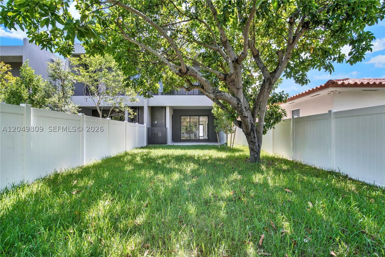 Real estate property located at 2889 35 Ave #2887, Miami-dade, Overbrook Park, Miami, FL