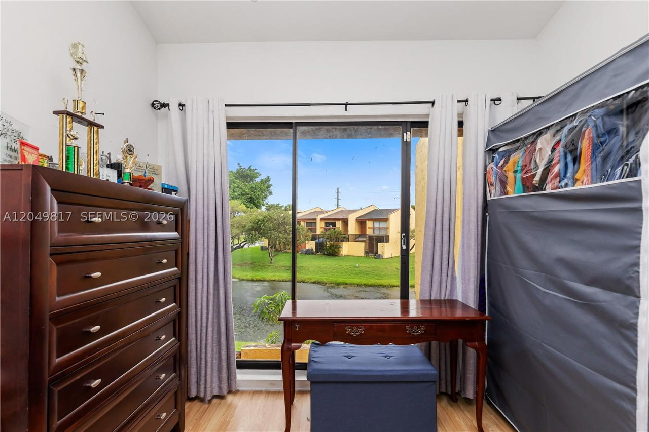 Real estate property located at 1580 93rd Ave #300, Broward, Westview Condominium No F, Pembroke Pines, FL