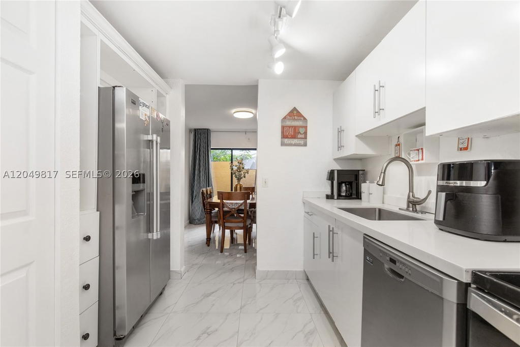 Real estate property located at 1580 93rd Ave #300, Broward, Westview Condominium No F, Pembroke Pines, FL
