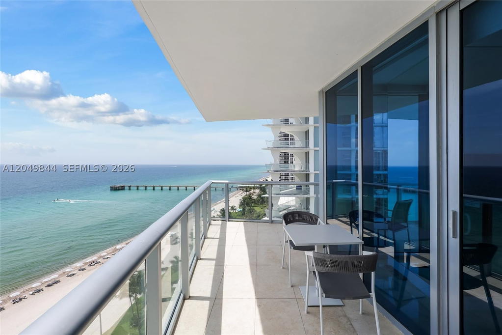 Real estate property located at 17001 Collins Ave #1401, Miami-dade, Jade Beach Condo, Sunny Isles Beach, FL