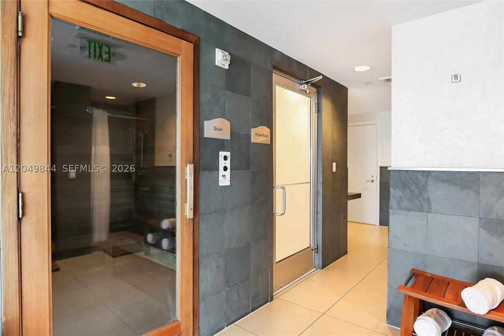 Real estate property located at 17001 Collins Ave #1401, Miami-dade, Jade Beach Condo, Sunny Isles Beach, FL