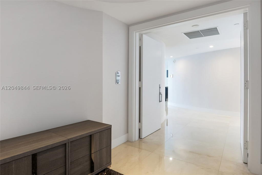 Real estate property located at 17001 Collins Ave #1401, Miami-dade, Jade Beach Condo, Sunny Isles Beach, FL