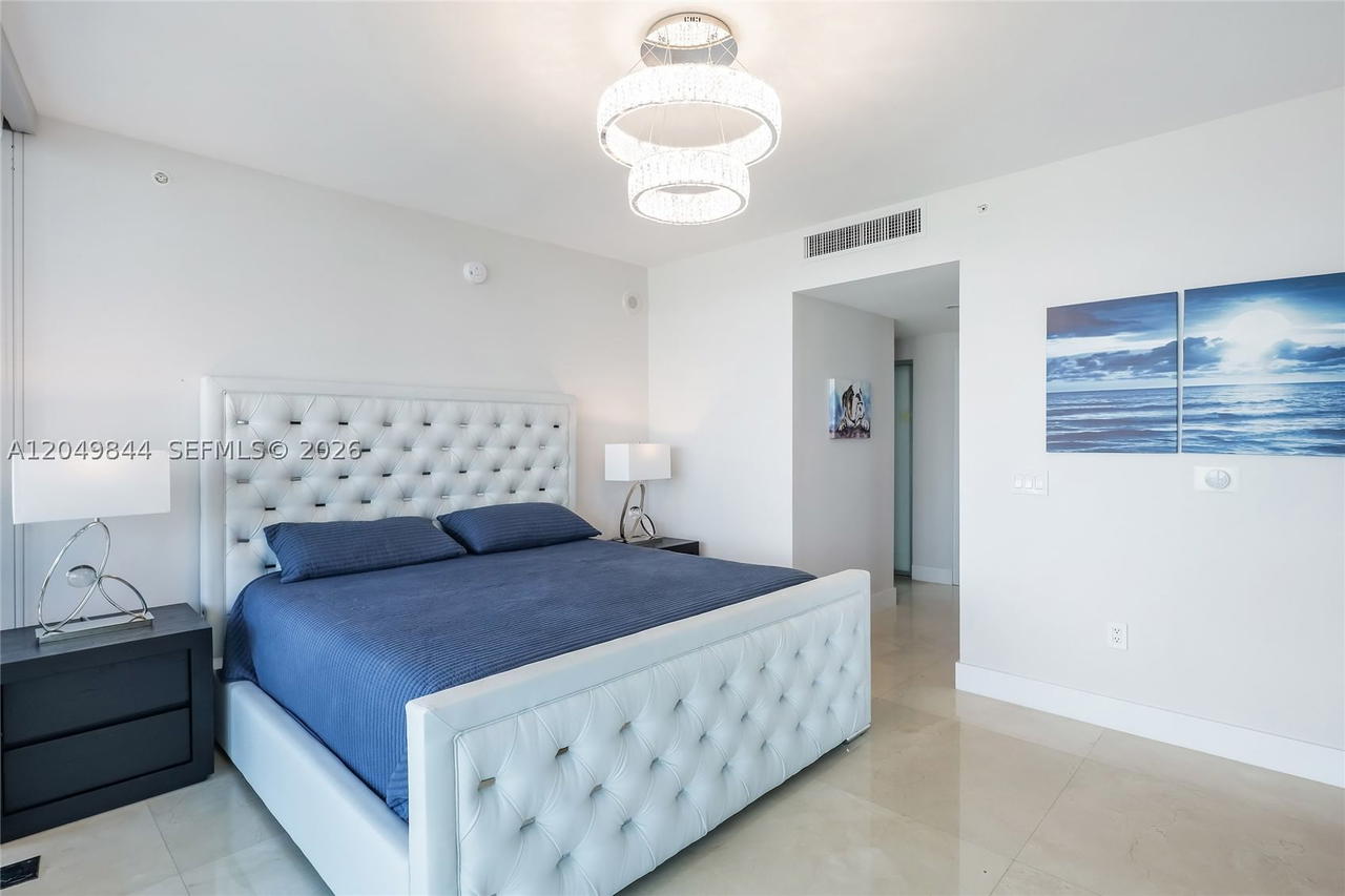Real estate property located at 17001 Collins Ave #1401, Miami-dade, Jade Beach Condo, Sunny Isles Beach, FL