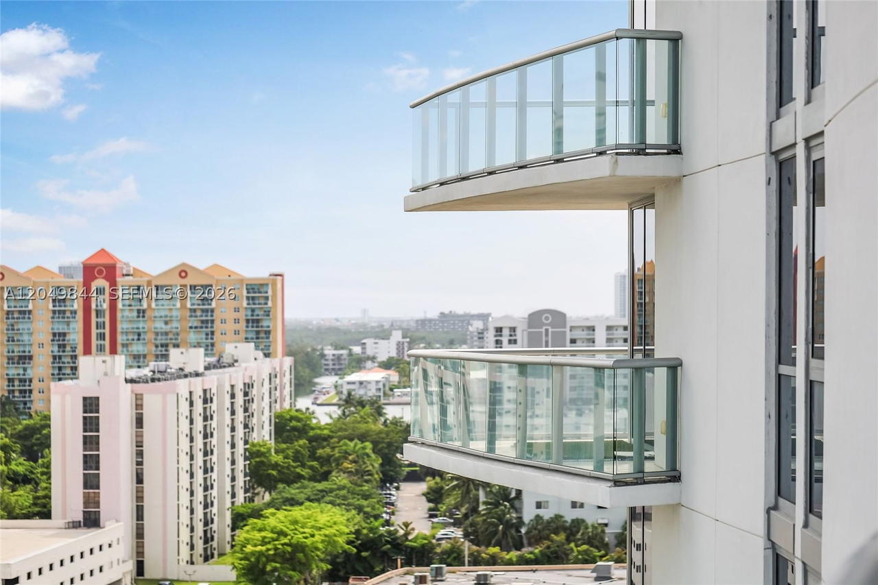 Real estate property located at 17001 Collins Ave #1401, Miami-dade, Jade Beach Condo, Sunny Isles Beach, FL