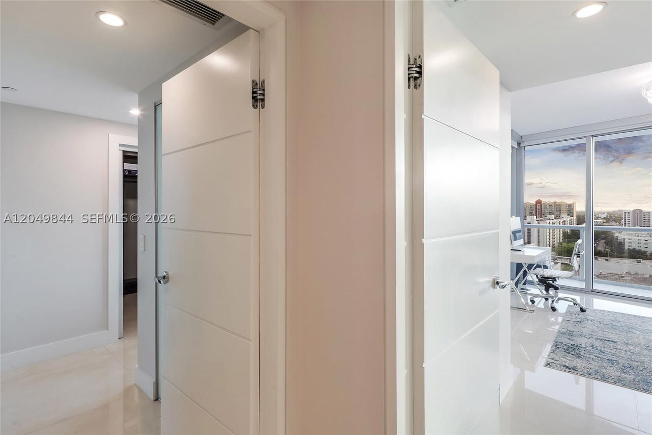 Real estate property located at 17001 Collins Ave #1401, Miami-dade, Jade Beach Condo, Sunny Isles Beach, FL