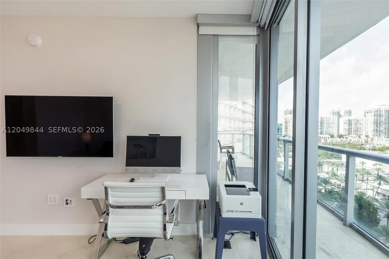 Real estate property located at 17001 Collins Ave #1401, Miami-dade, Jade Beach Condo, Sunny Isles Beach, FL