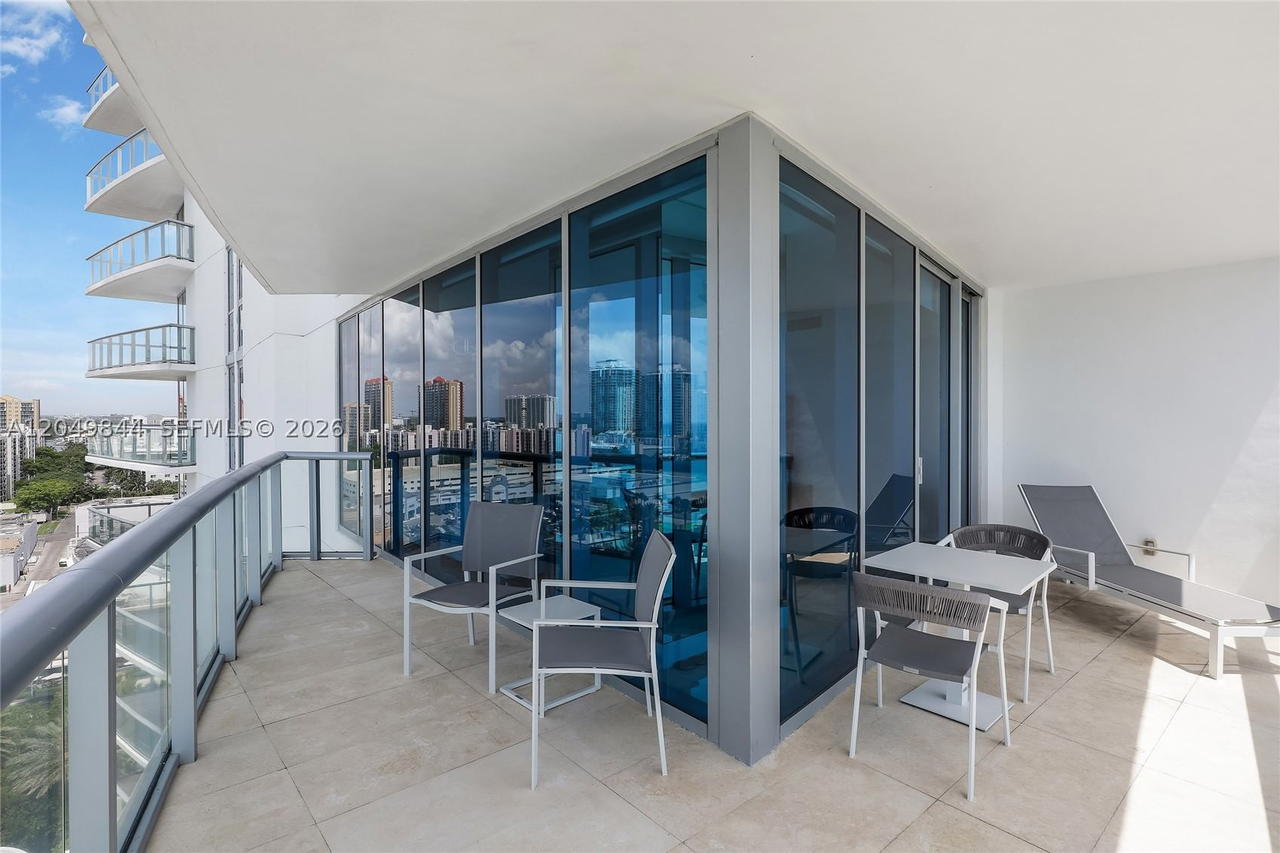 Real estate property located at 17001 Collins Ave #1401, Miami-dade, Jade Beach Condo, Sunny Isles Beach, FL