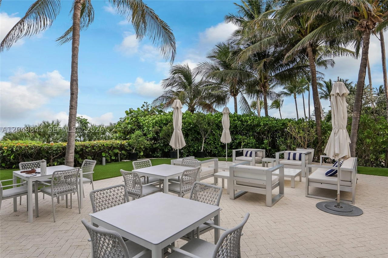 Real estate property located at 17001 Collins Ave #1401, Miami-dade, Jade Beach Condo, Sunny Isles Beach, FL