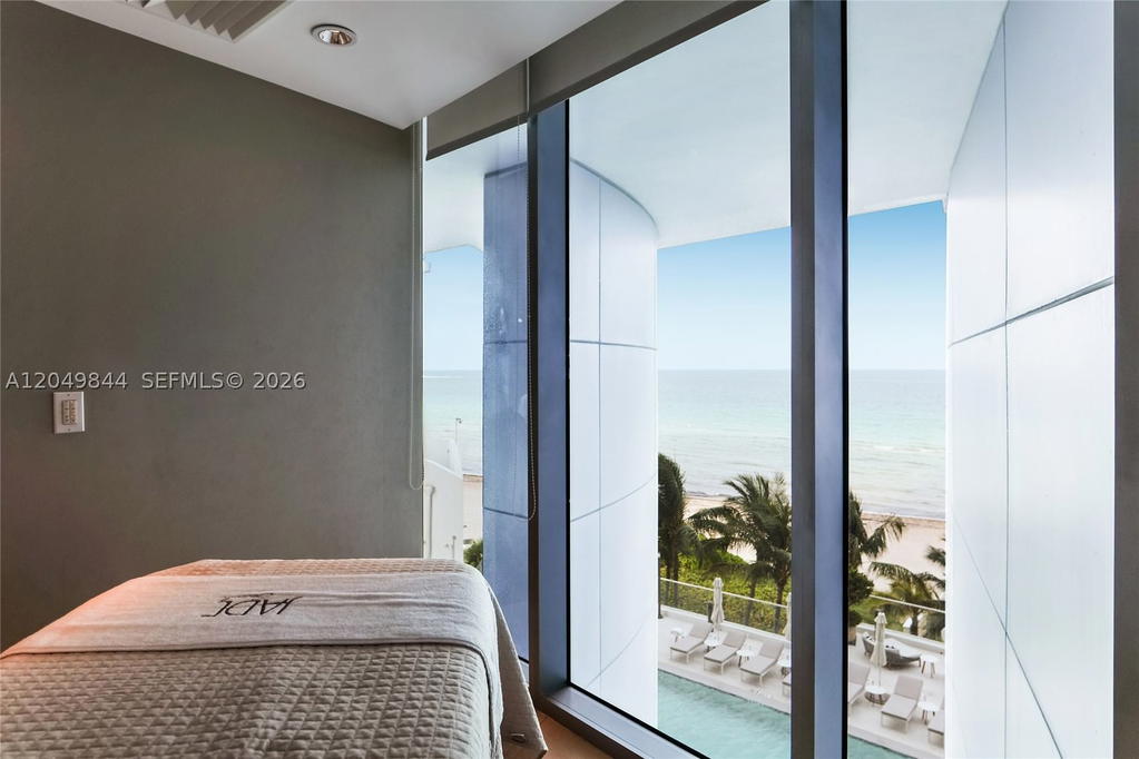 Real estate property located at 17001 Collins Ave #1401, Miami-dade, Jade Beach Condo, Sunny Isles Beach, FL