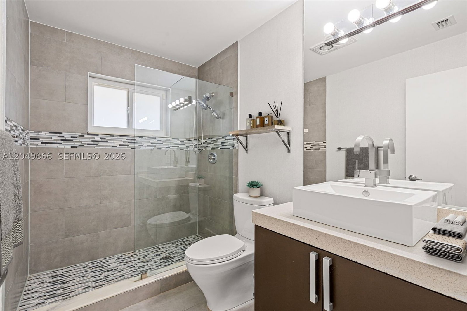 Real estate property located at 1550 Tyler St, Broward, Hollywood, Hollywood, FL