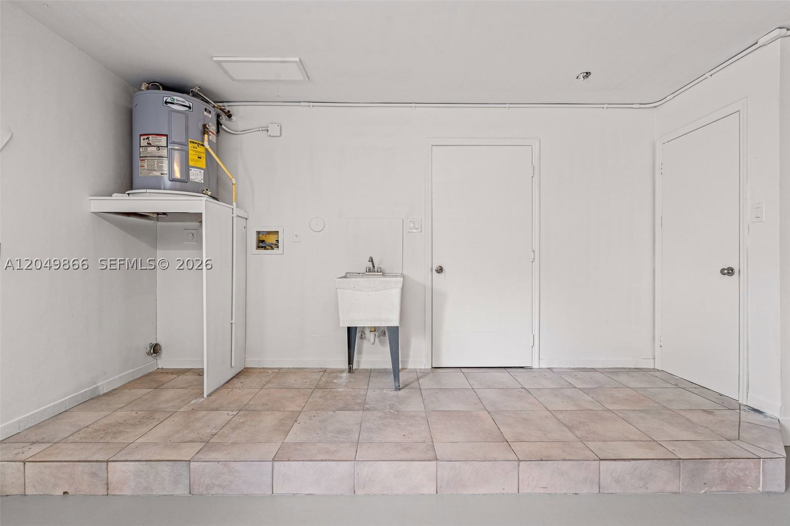 Real estate property located at 1550 Tyler St, Broward, Hollywood, Hollywood, FL